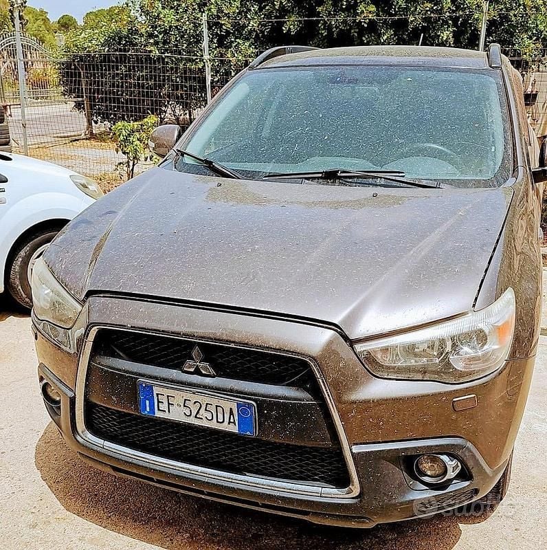 Usata Mitsubishi ASX 150 CV (110 kW) 2010 Marrone SUV