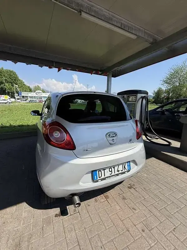 Usata Ford Ka Titanium 75 CV (55 kW) 2009 Utilitaria