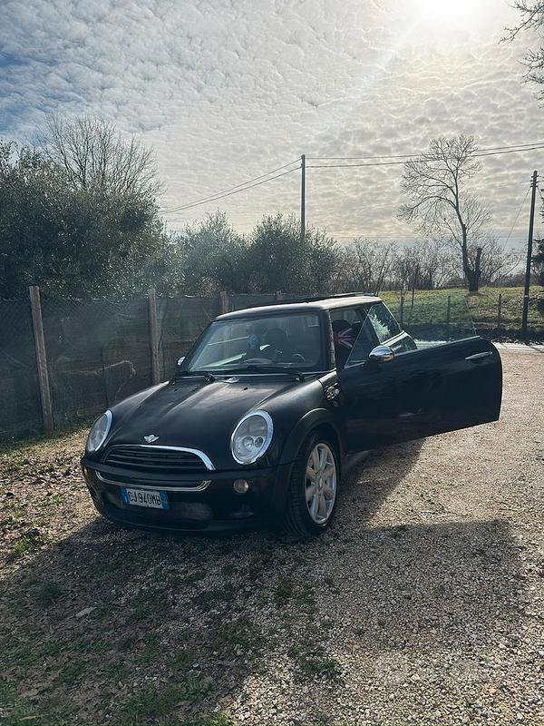 Usata Mini Cooper 2004 Nero Utilitaria