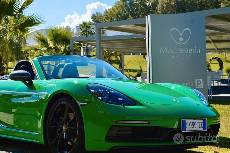 Usata Porsche 718 2023 Verde Cabrio