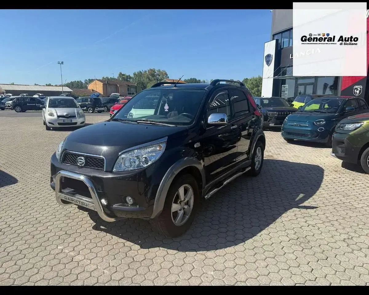 Usata Daihatsu Terios 105 CV (77 kW) 2007 Nero SUV