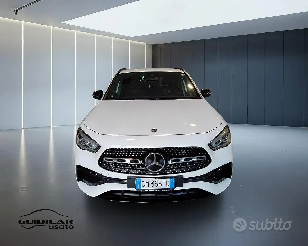 Usata Mercedes GLA200 Premium 150 CV (110 kW) 2023 Bianco SUV