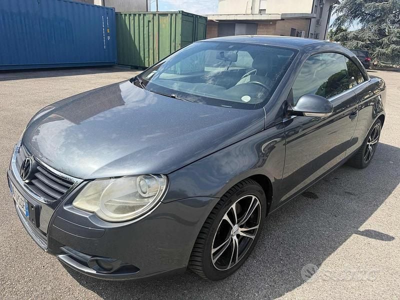 Begagnad VW Eos 140 HK (102 kW) 2006 Grå Cab