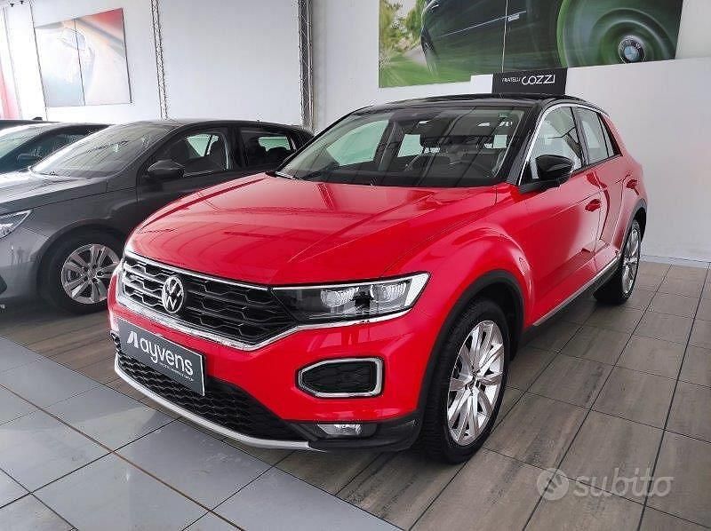 Usata VW T-Roc Sport 150 CV (110 kW) 2022 Rosso SUV