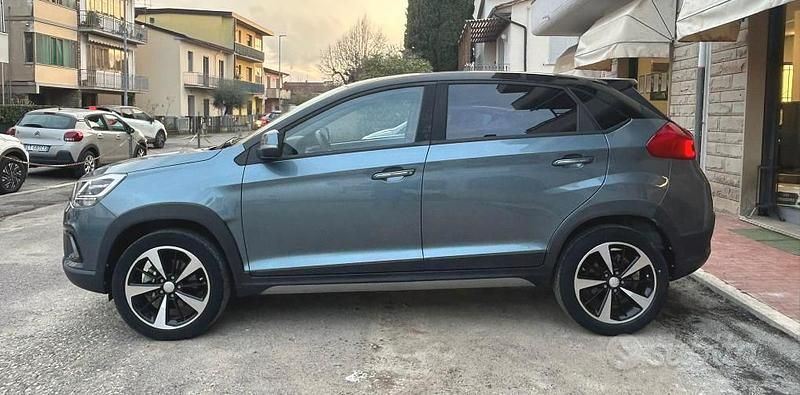 Usata DR DR 3.0 117 CV (86 kW) 2022 Grigio SUV