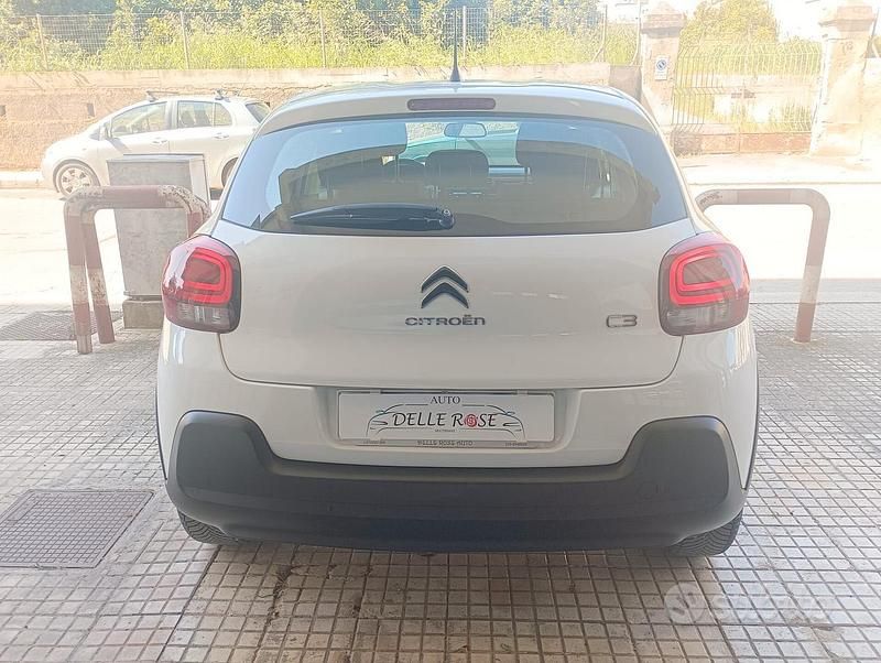 Usata Citroën C3 Feel 102 CV (75 kW) 2021 Bianco Utilitaria