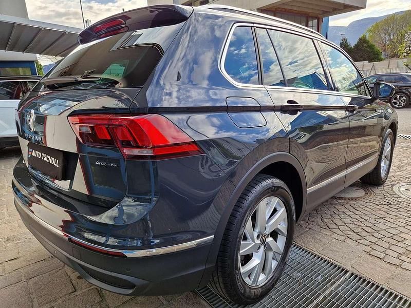 Usata VW Tiguan Life 150 CV (110 kW) 2022 Uranograu SUV