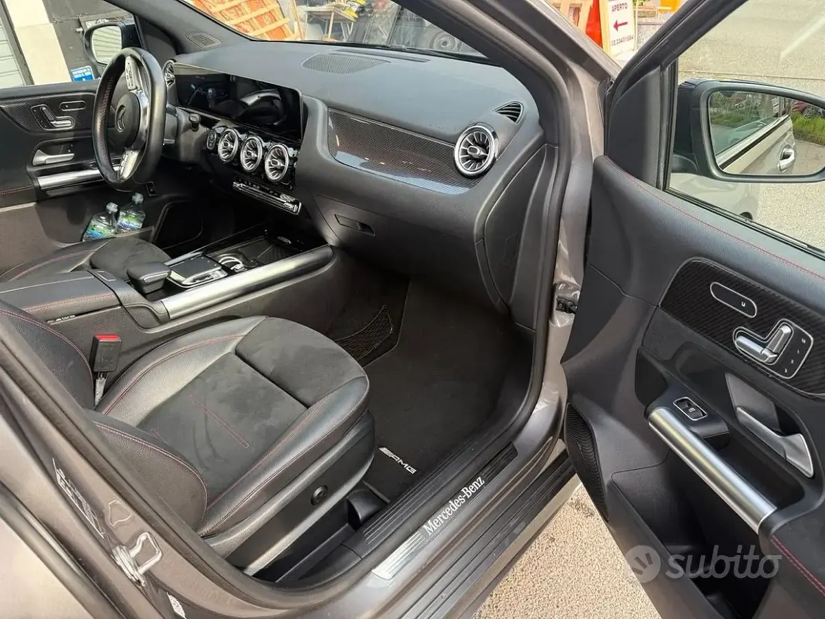 Usata Mercedes B180 Premium 116 CV (85 kW) 2019 Grigio Utilitaria