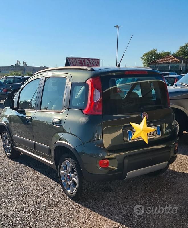 Usata Fiat Panda 84 CV (61 kW) 2014 Verde Utilitaria