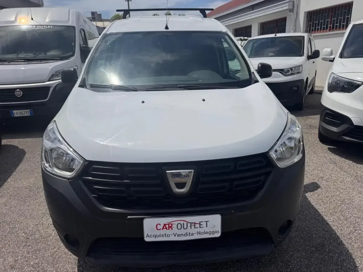 Usata Dacia Dokker 90 CV (66 kW) 2019 Bianco Monovolume