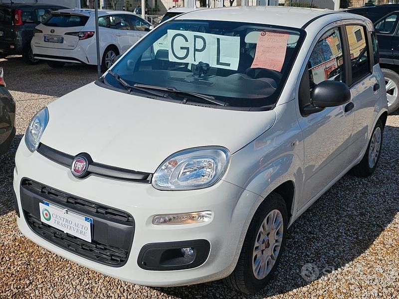 Usata Fiat Panda Easy 69 CV (50 kW) 2020 Bianco Berlina