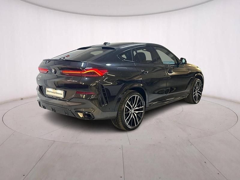 Usado BMW X6 M Sport 298 HP (219 kW) 2024 Preto SUV