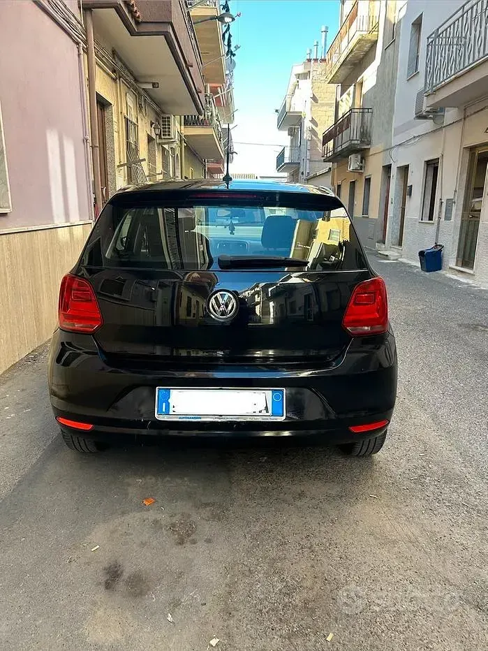 Usata VW Polo Comfortline 85 CV (62 kW) 2015 Nero Utilitaria
