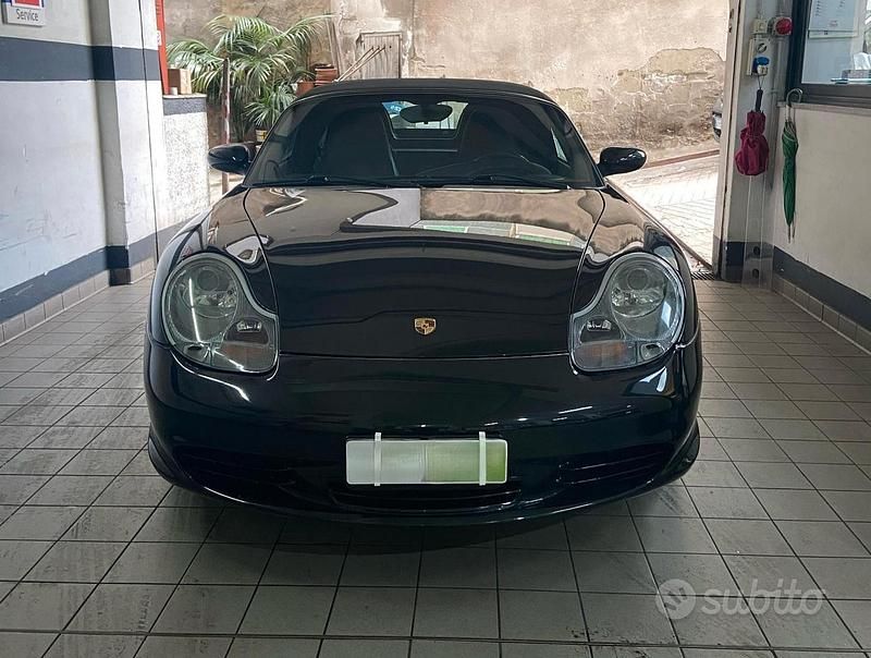 Usata Porsche Boxster 260 CV (191 kW) 2004 Nero(met.) Cabrio