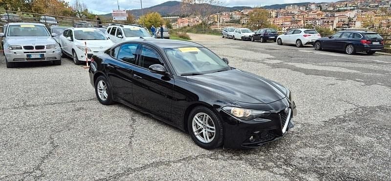 Usata Alfa Romeo Giulia 150 CV (110 kW) 2017 Nero Berlina