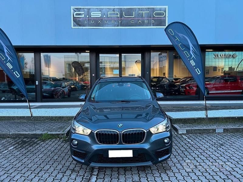 Usata BMW X1 149 CV (109 kW) 2018 Grigio SUV