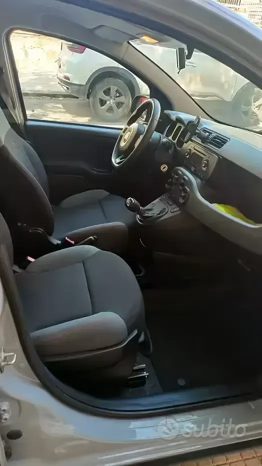 Usata Fiat Panda 85 CV (62 kW) 2019 Grigio Utilitaria
