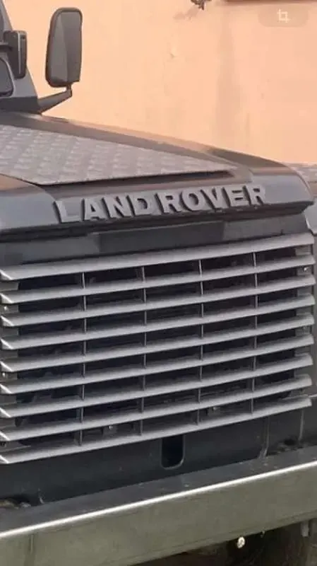 Usata Land Rover Defender 86 CV (63 kW) 1987 Grigio SUV