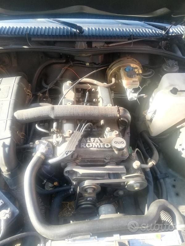 Usata Alfa Romeo 75 1990 Verde Berlina