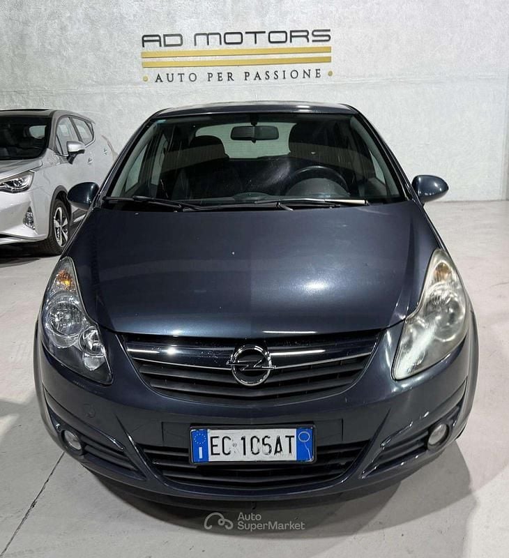 Usata Opel Corsa 86 CV (63 kW) 2010 Utilitaria