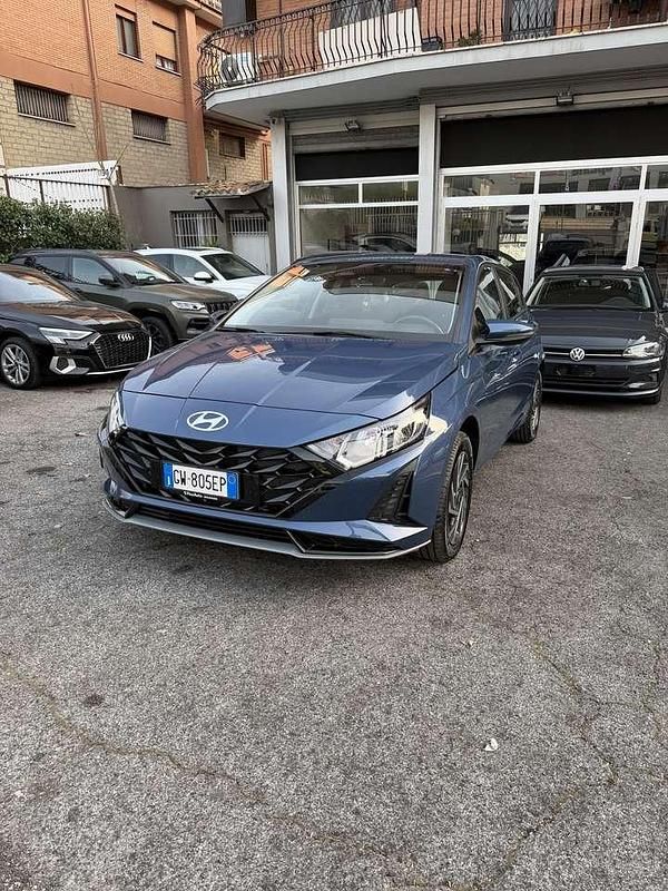 Usata Hyundai i20 Prime 101 CV (74 kW) 2024 Blu ghiaccio Utilitaria