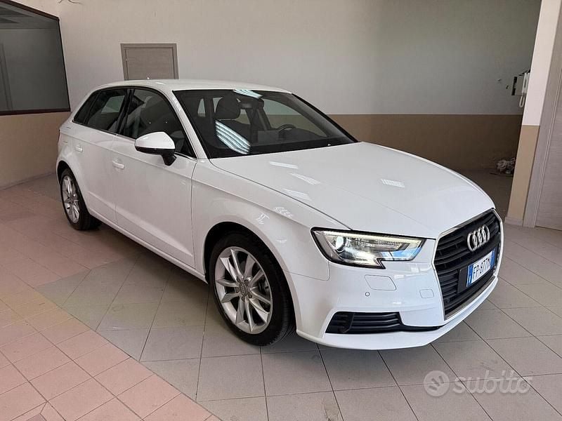 Usata Audi A3 Sport 116 CV (85 kW) 2018 Bianco Berlina