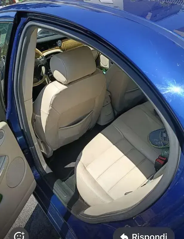 Usata Jaguar X-type 230 CV (169 kW) 2002 Blu/azzurro Berlina