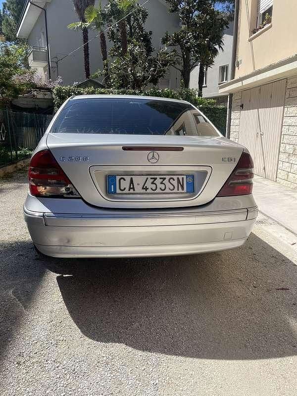 Usata Mercedes C200 Elegance 116 CV (85 kW) 2002 Berlina