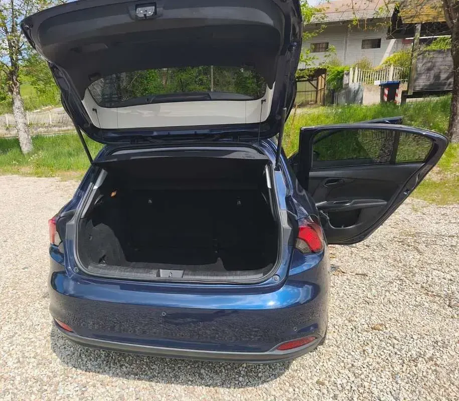 Usata Fiat Tipo Street 95 CV (69 kW) 2020 Bluazzurro Berlina