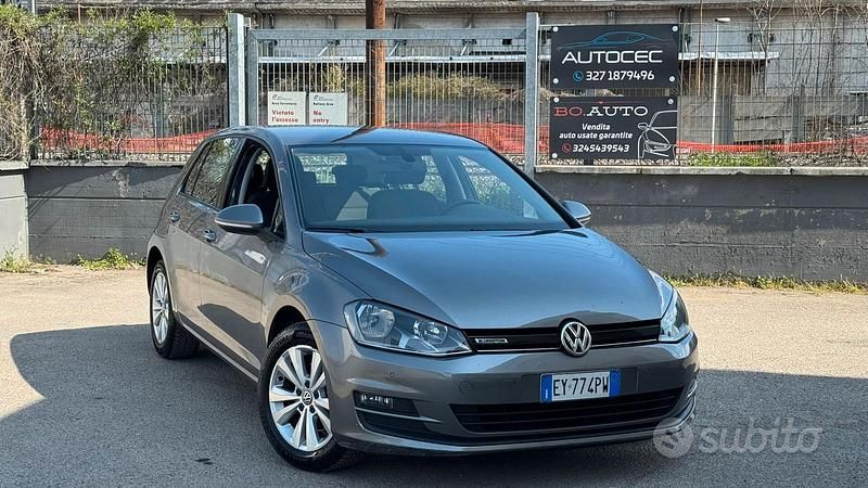 Usata VW Golf VII Highline 110 CV (80 kW) 2015 Grigio Berlina