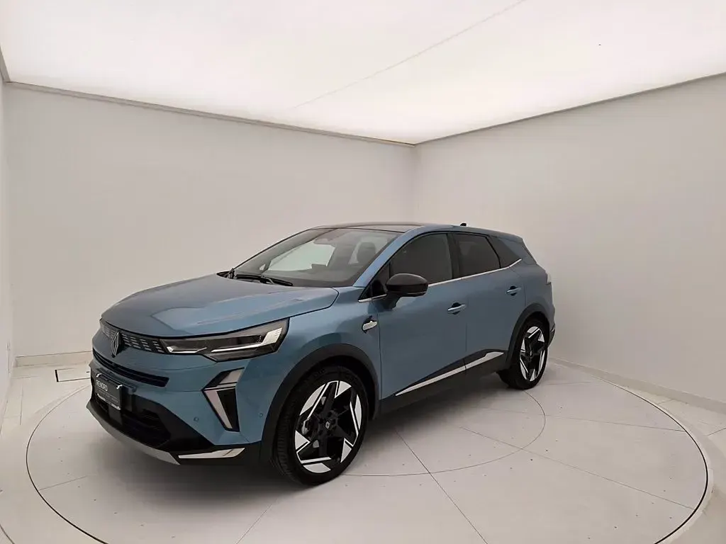 Usata Renault Symbioz Iconic 143 CV (105 kW) 2024 Blu mercure SUV
