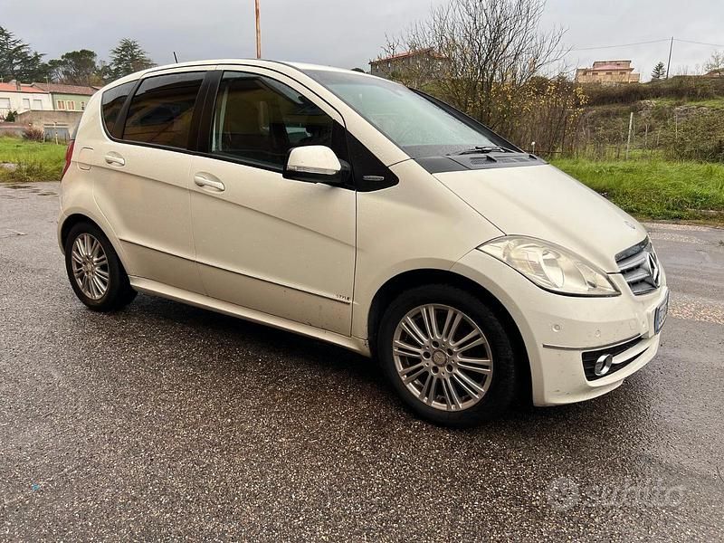 Usata Mercedes A160 2010 Bianco Berlina
