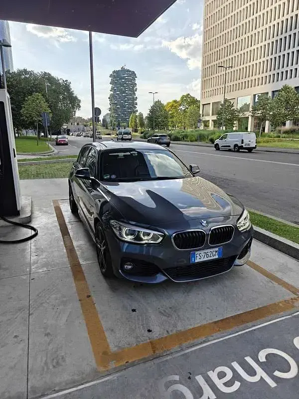 Usata BMW 118 M Sport 136 CV (100 kW) 2018 Grigio Utilitaria