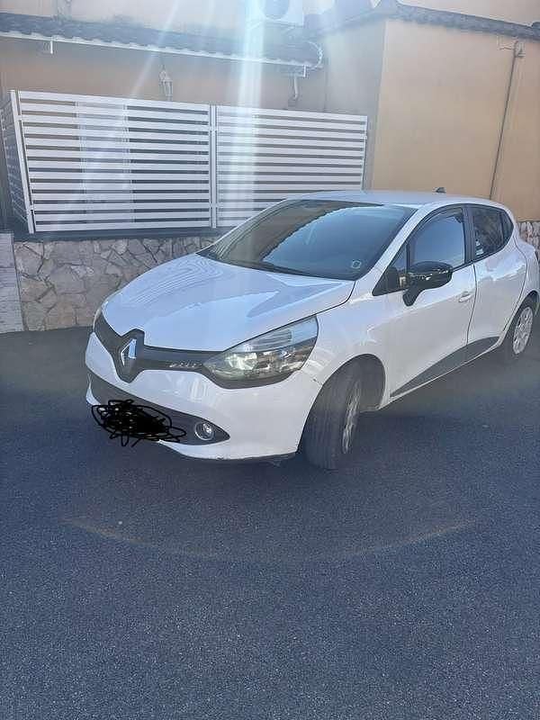 Usata Renault Clio IV 75 CV (55 kW) 2014 Berlina