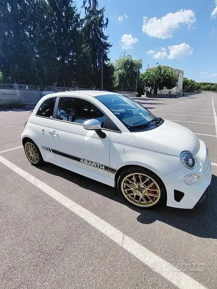 Usata Abarth 595 Turismo 165 CV (121 kW) 2017 Bianco Utilitaria