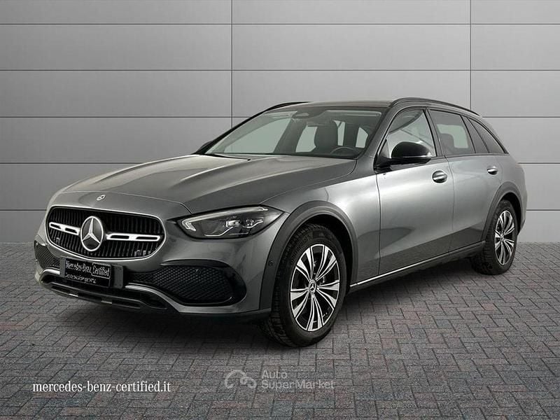 Usata Mercedes C220 Premium Plus 200 CV (147 kW) 2023 Grigio Station wagon