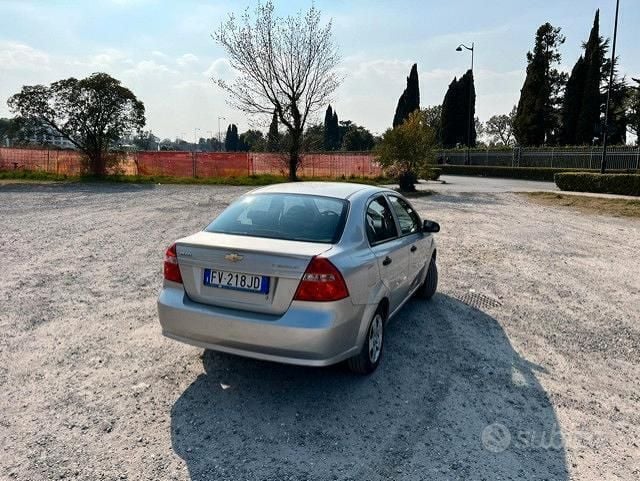 Usata Chevrolet Aveo LT 84 CV (61 kW) 2008 Argento Utilitaria