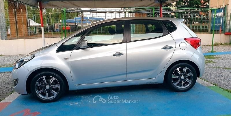 Usata Hyundai i20 87 CV (63 kW) 2018 Grigio Monovolume