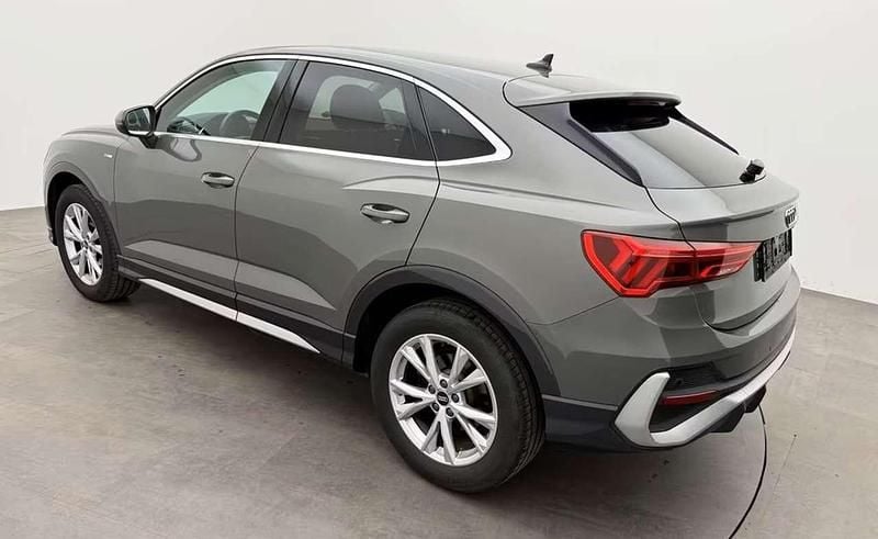 Usata Audi Q3 Sportback S-Line 150 CV (110 kW) 2021 Grigio SUV