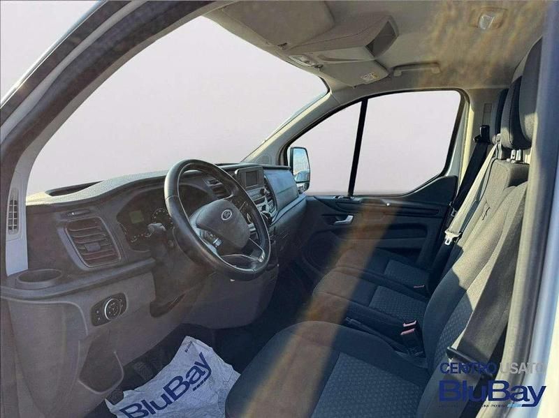 Usata Ford Transit Custom Trend 131 CV (96 kW) 2023 Frozen white Furgone