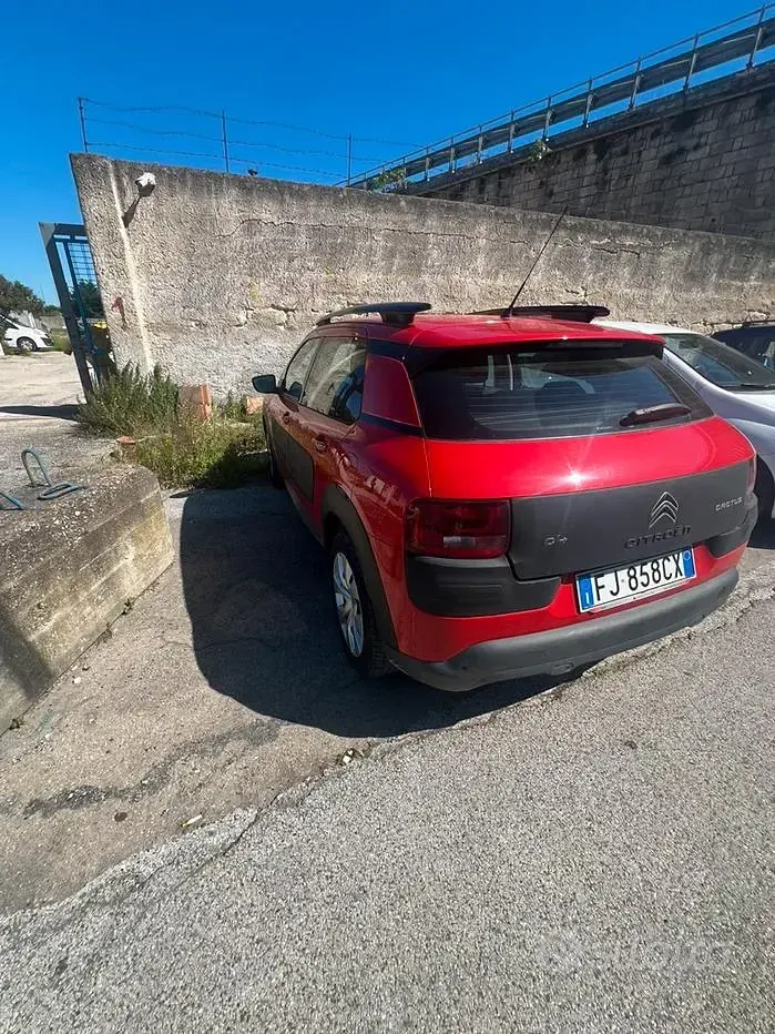Usata Citroën C4 Cactus 82 CV (60 kW) 2017 Rosso Utilitaria