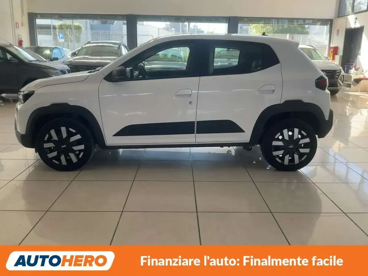 Usata Dacia Spring Expression 47 kW (65 CV) 2025 Bianco Utilitaria