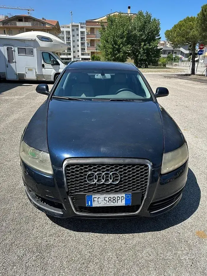 Usata Audi A6 239 CV (175 kW) 2009 Blu Station wagon