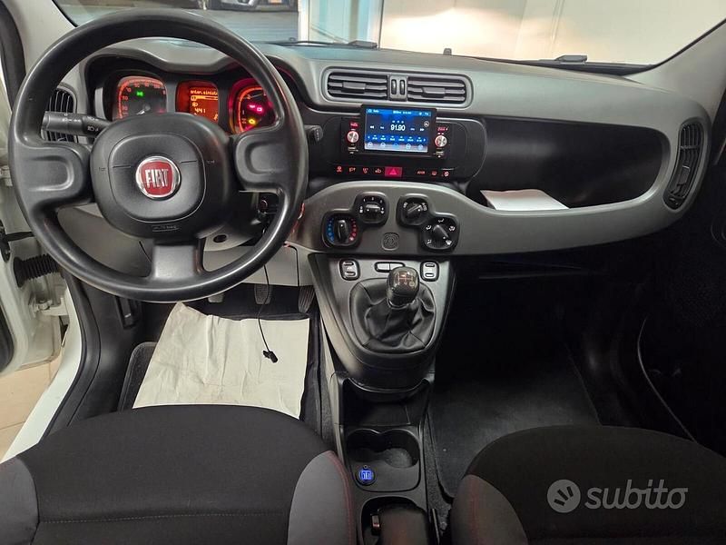 Usata Fiat Panda Lounge 80 CV (58 kW) 2016 Bianco Utilitaria
