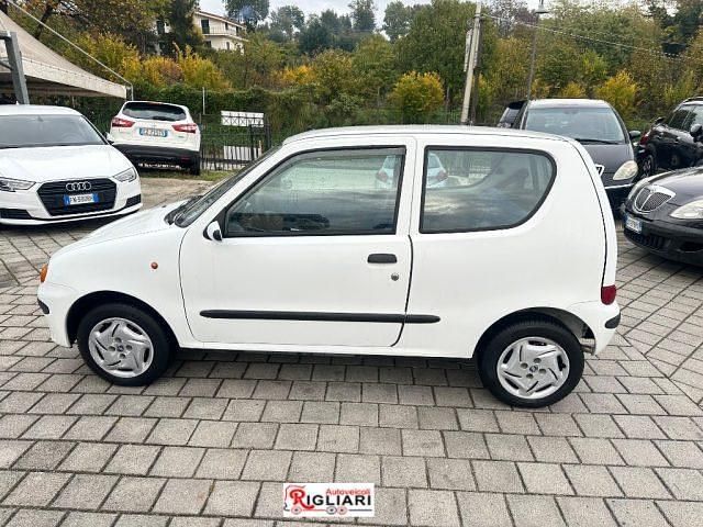 Usata Fiat 600 S 39 CV (28 kW) 1999 Bianco