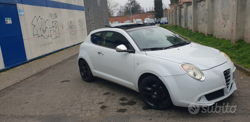 Usato 2010 Alfa Romeo MiTo 1.2 Diesel 95 CV (6.500 €)