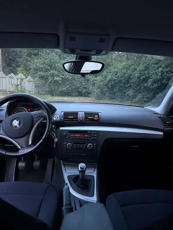 Usata BMW 118 143 CV (105 kW) 2008 Utilitaria