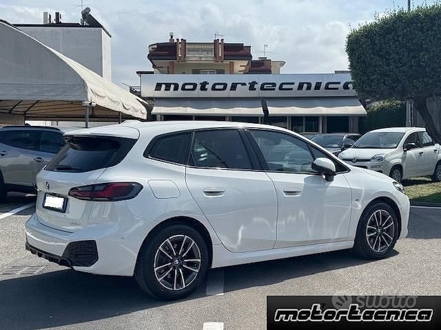 Usata BMW 218 M Sport 149 CV (109 kW) 2024 Bianco Station wagon