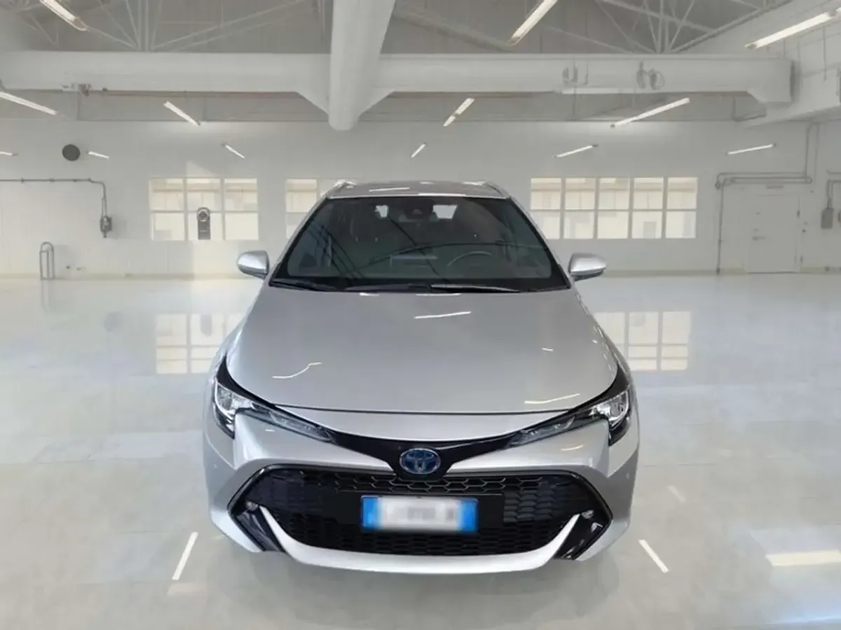 Usata Toyota Corolla Business Edition 98 CV (72 kW) 2022 Grigio Station wagon