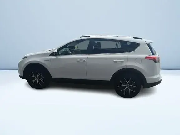 Usata Toyota RAV4 Hybrid Style 197 CV (144 kW) 2016 Bianco SUV
